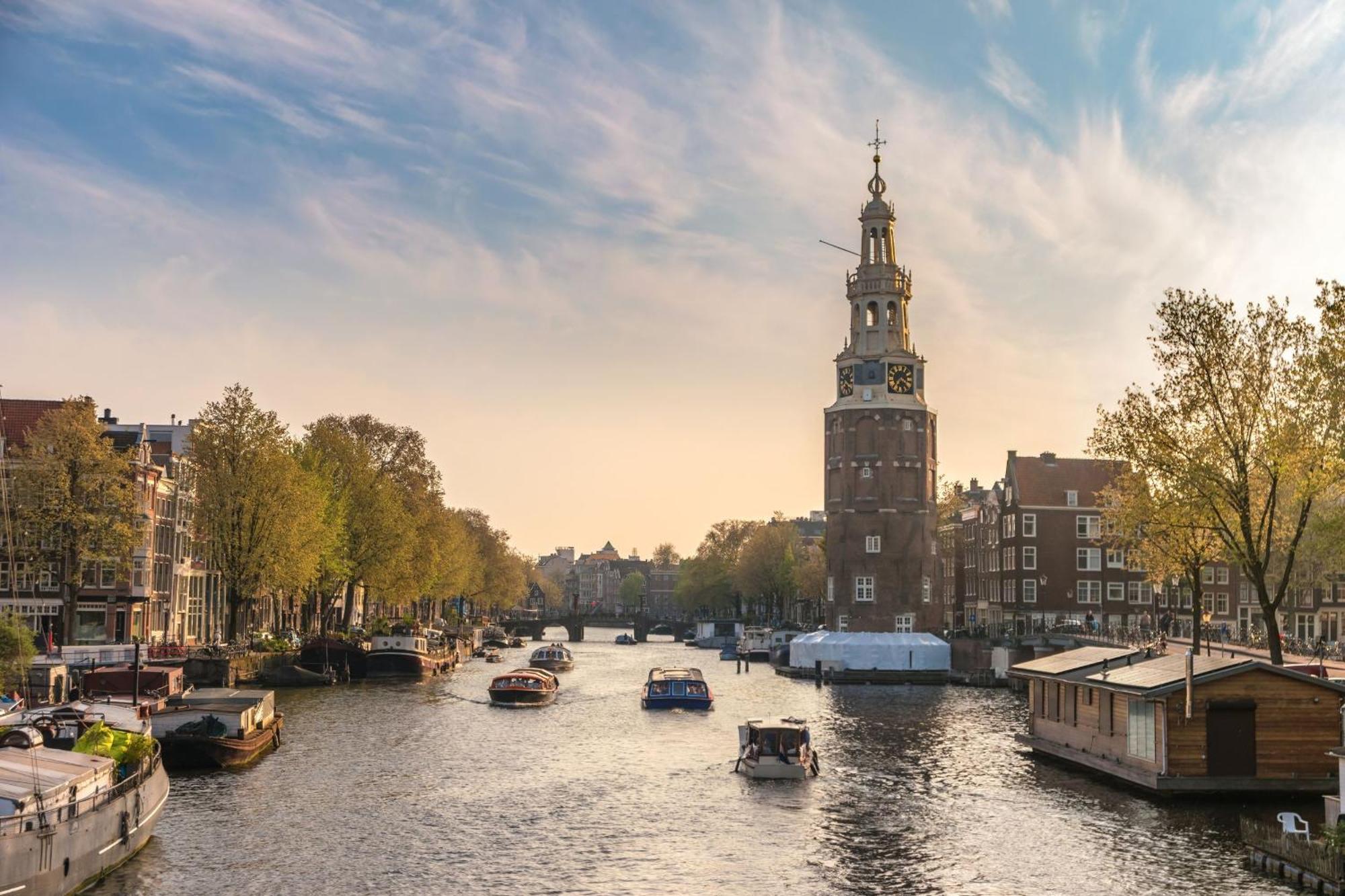 Amsterdam 3*